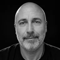 Jean-François Poux, Chef de projet chez iZZi